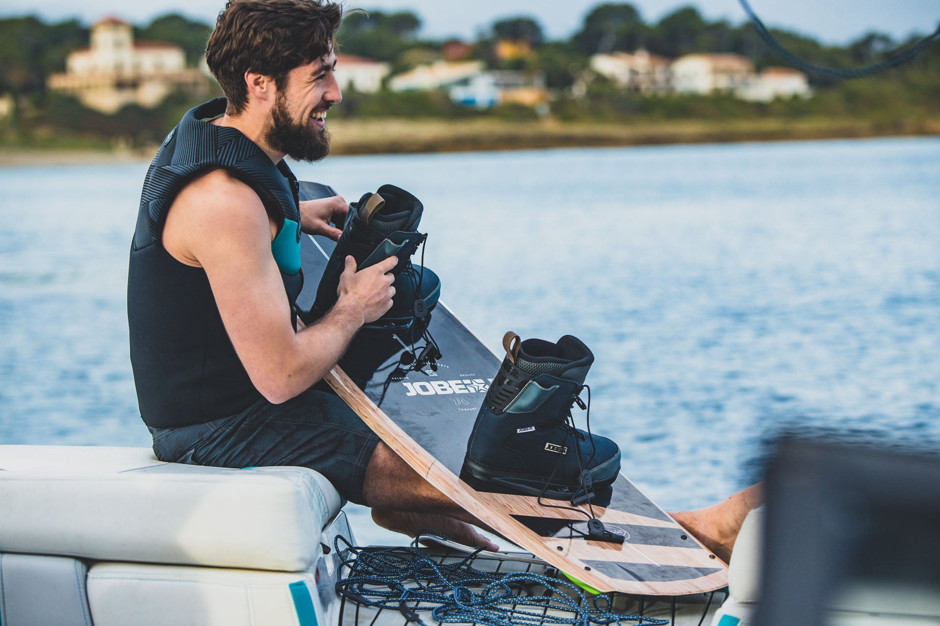 Jobe Charge Wakeboard Bindungen (7 / 8 - 8 / 9,5 - 10 /11) j21
