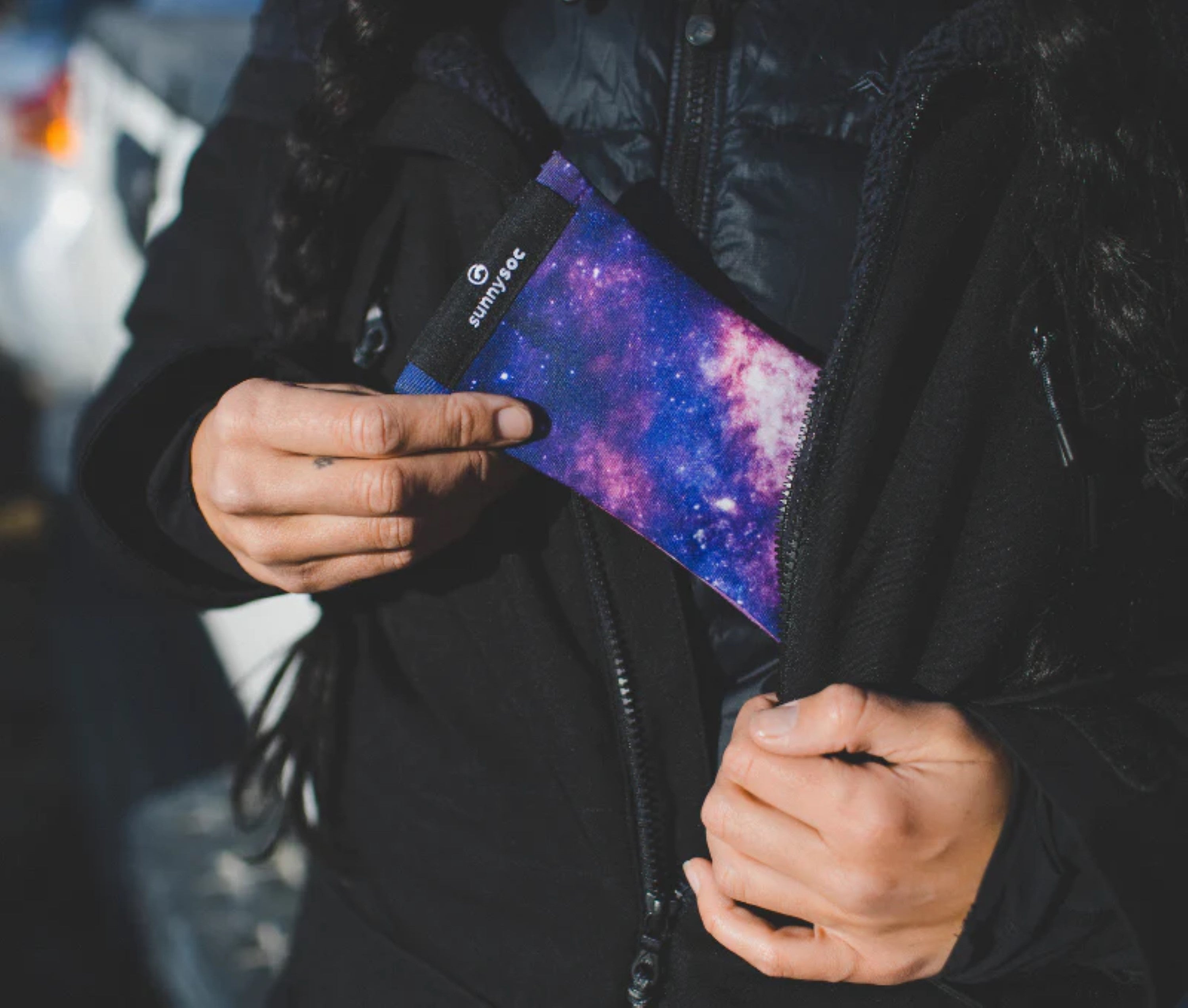 Sunnysoc Galactic Schutzhülle für Brillen, Handys, Smartphones Tasche Beute Case Handybeutel mit Karabinerhaken Brillenetui Schnappverschluss j23