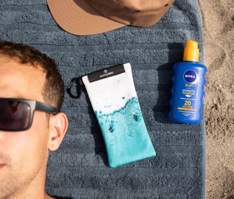 Sunnysoc DISTANT MOUNTAIN Etui Brille Sonnenbrille Handy Tasche Schutzhülle Beutel Sack mit Karabinerhaken